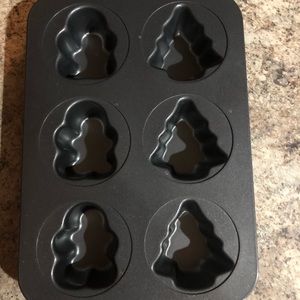 Wilton Heavy Duty Tree/Gingerbread Baking Pan